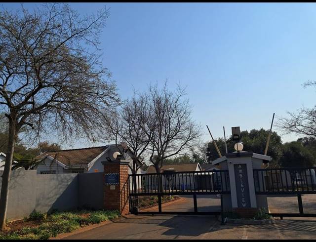 2 BEDROOM TOWNHOUSE FOR SALE IN AMANDASIG